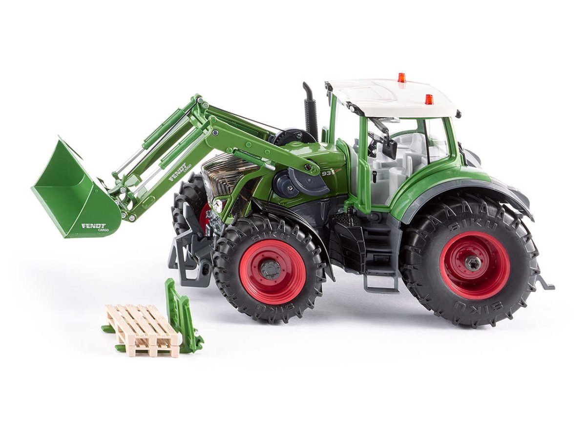 Siku traktor Control Fendt 939 Vario na daljinski upravljač + prednji utovarivač 1 Siku traktor Control Fendt 939 Vario na daljinski upravljač + prednji utovarivač