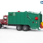 Bruder kamion Mack komunalni