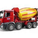 Bruder kamion Mercedes Benz mikser za cement