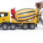 Bruder kamion Scania mikser za cement