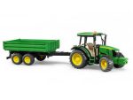 Bruder traktor John Deere 5115 M + prikolica