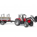 Bruder Massey Ferguson sa prednjim utovarivačem i prikolicom za drva