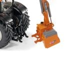 Siku traktor Valtra T191 sa kosilicom