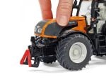 Siku traktor Valtra T191 sa kosilicom