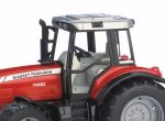 Bruder traktor Massey Ferguson 7480 + prikolica