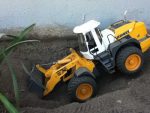 Bruder bager Liebherr Radlader L574