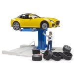 Bruder dizalica za servis s autom - skinuti kotači s auta