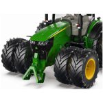 Siku John Deere 7290R s duplim kotačima na daljinsko upravljanje - detalji na duplim kotačima
